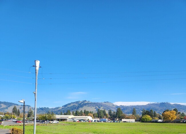 Building Photo - 775 Benicia Dr