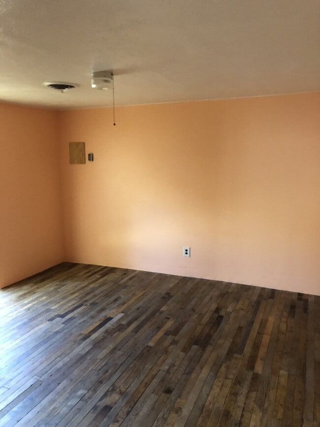 Building Photo - 112 Cervantes St