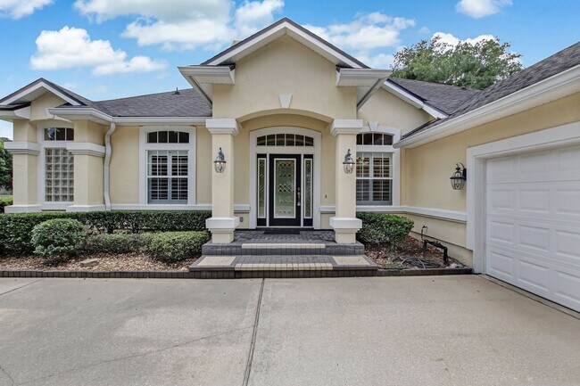 Building Photo - Lake  & Golf Course View Home in North Hampton