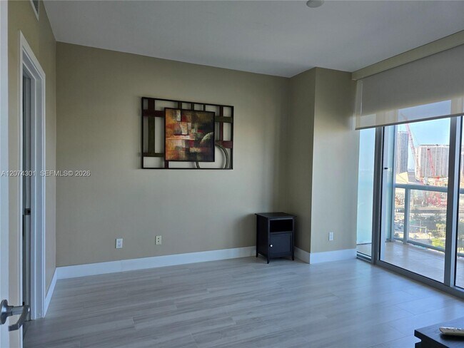 Building Photo - 888 Biscayne Blvd