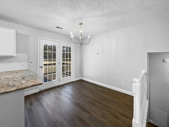 Building Photo - 4804 Highlander Cove