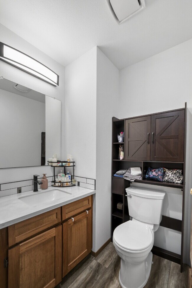 Building Photo - The epitome of carefree condo life is righ...