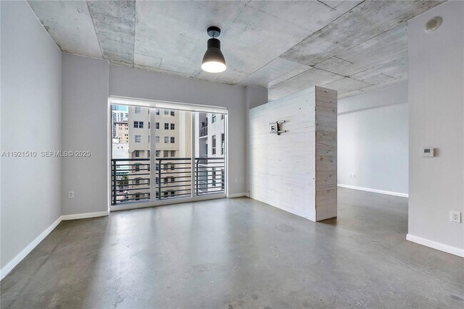 Building Photo - 133 NE 2nd Ave