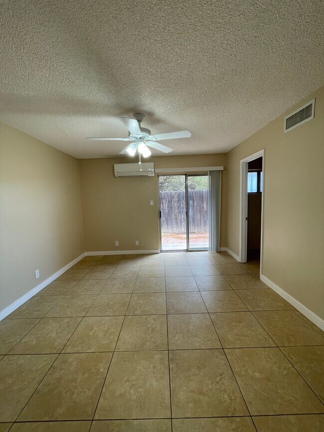Building Photo - Small Apartment Community, Remodeled One b...