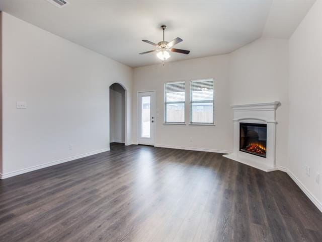 Building Photo - 123 Lakeview Cir