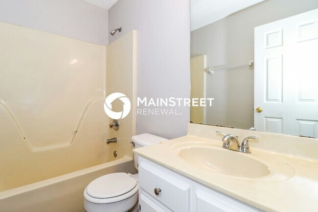 Building Photo - 3 Bedroom Pet-Friendly Home in Memphis, TN with Main Street Renewal