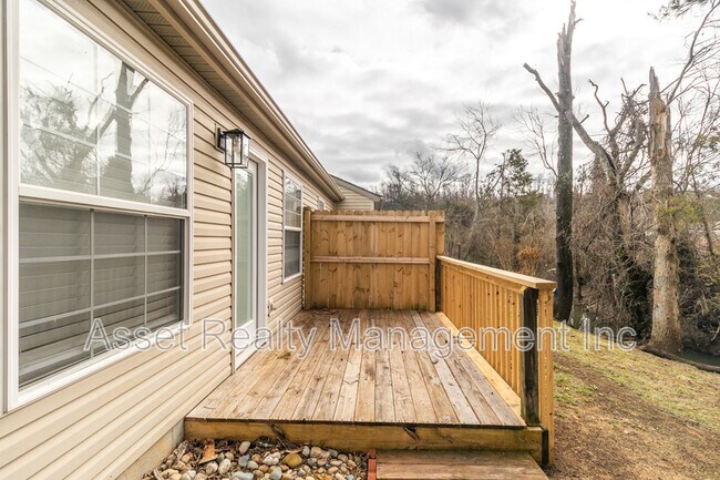 Building Photo - 10432 Fantasy Way