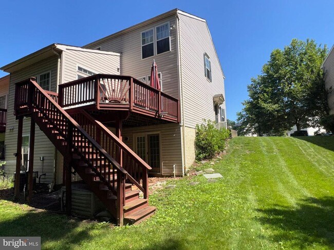 Building Photo - 160 Leeds Creek Cir