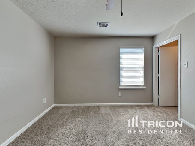 Building Photo - 4422 Brinton Saddle Ln