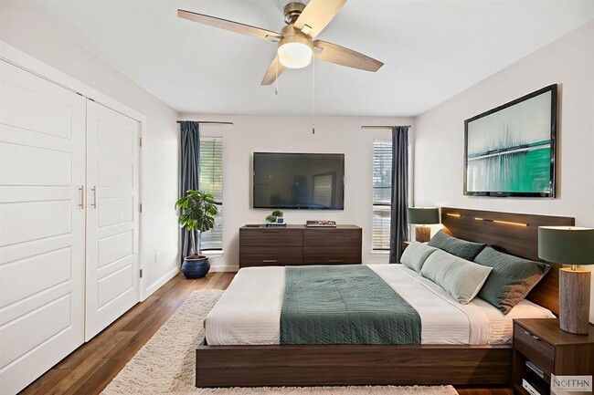 Building Photo - 13002 Esplanade St