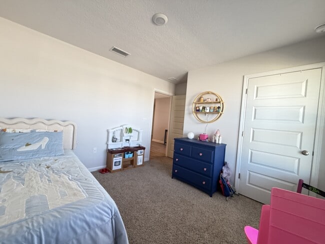 Building Photo - 4656 Honor Guard Wy