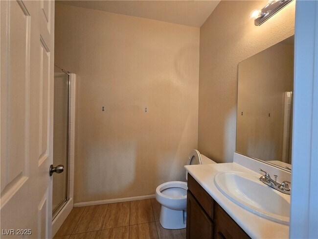 Building Photo - 10601 Cave Ridge St