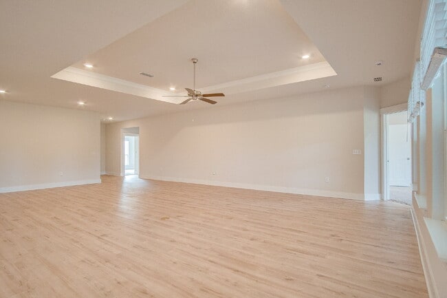 Building Photo - Holiday Sunshine! Deer Run 4BR/3BA Home – Solar, Community Pool & ½ Deposit for Active Military