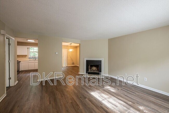 Building Photo - 3536 Kennesaw Station Dr