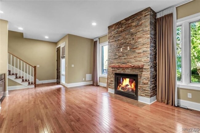 Building Photo - 11 Ojibwa Cir