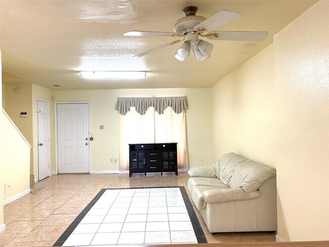 Building Photo - 7831 Fuqua St