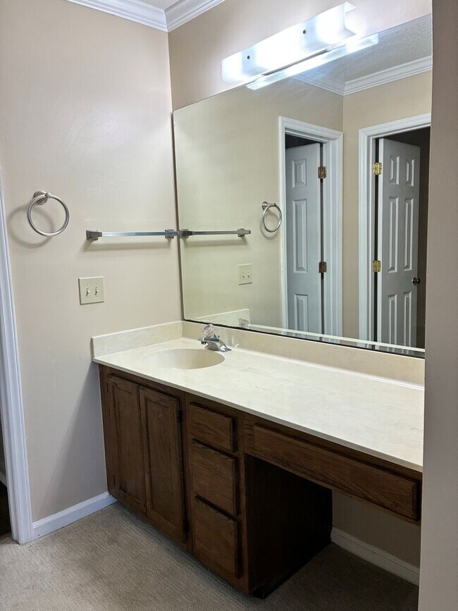 Building Photo - 4310 Oneal Place