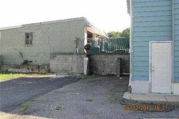 Building Photo - 882 Amboy Ave