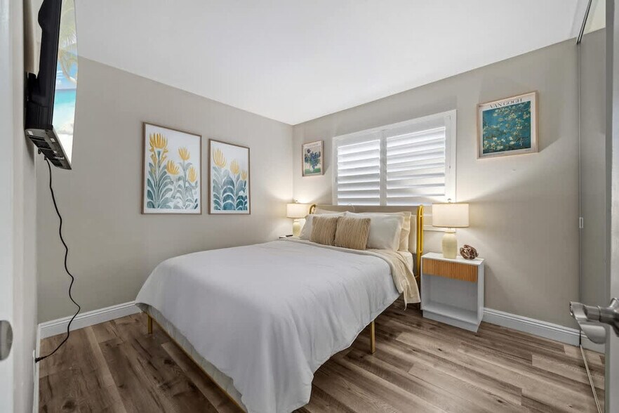 Building Photo - 7630 Andasol St