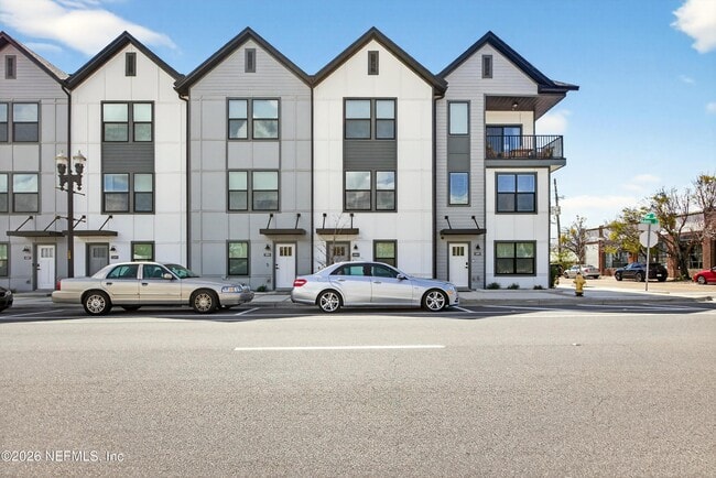 Building Photo - 1093 Farwell St