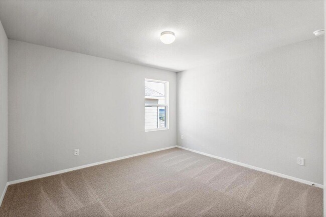 Building Photo - 2711 Totley Rd