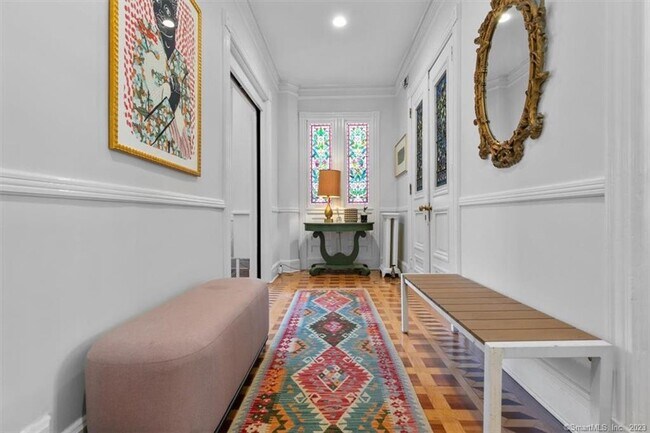 Building Photo - 20 Academy St