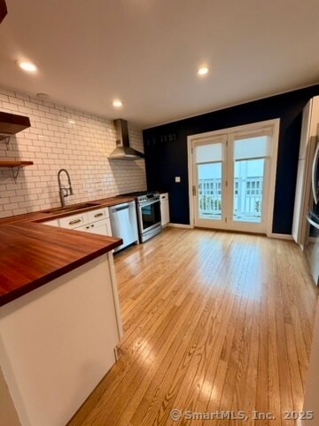 Building Photo - 28 3rd St