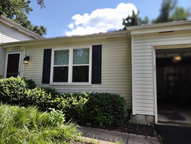 Building Photo - 13983 Cabells Mill Dr