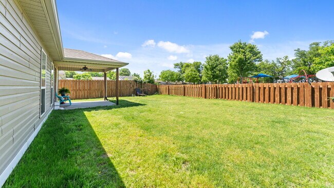Building Photo - 4486 W Serviceberry Dr