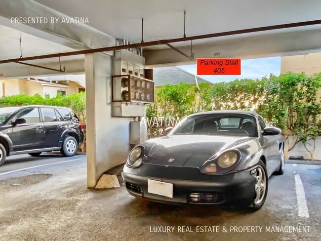 Building Photo - 837 Kapahulu Ave