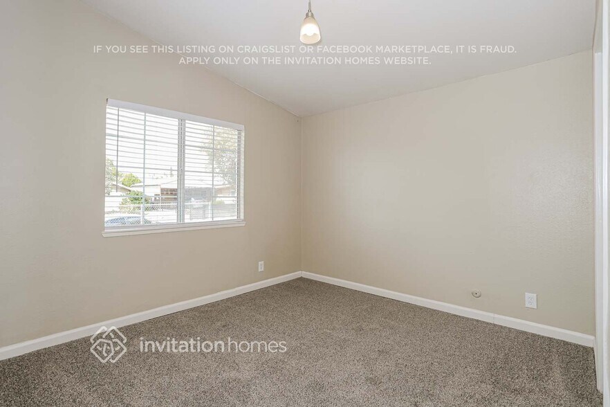 Building Photo - 6628 Thomas Dr