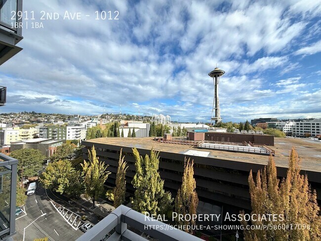 Building Photo - 2911 2nd Ave