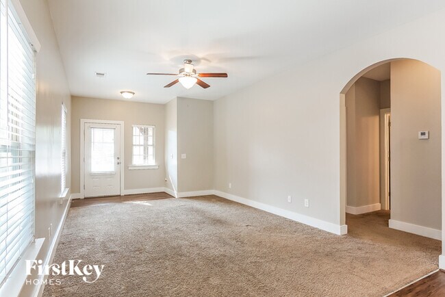 Building Photo - 5576 Park Side Rd