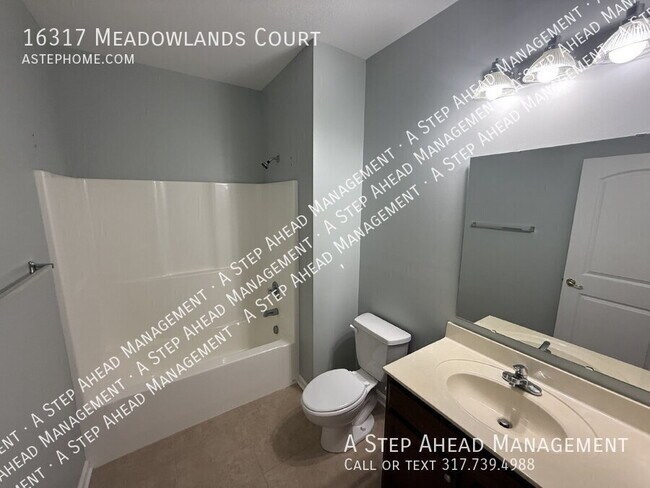 Building Photo - 16317 Meadowlands Ct