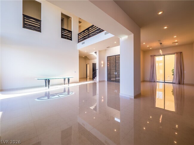 Building Photo - 7426 Yonie Ct