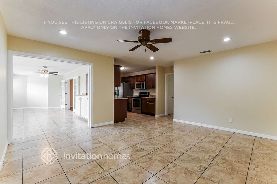 Building Photo - 3330 Coleus Ct