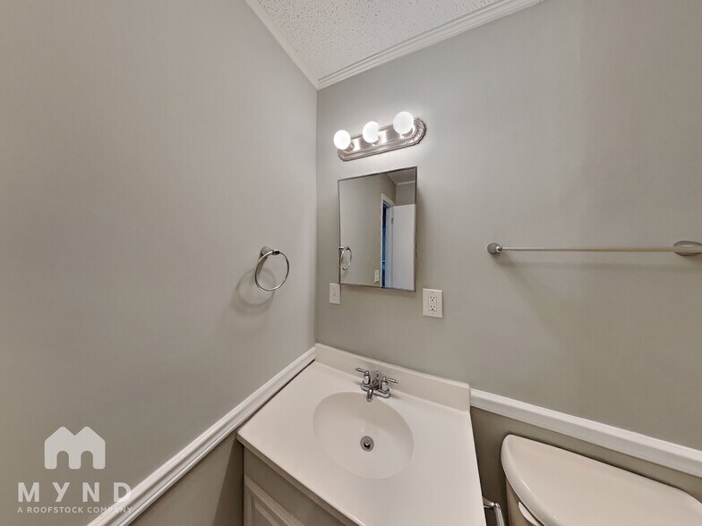 Building Photo - 2814 Bay Leaf Dr SE