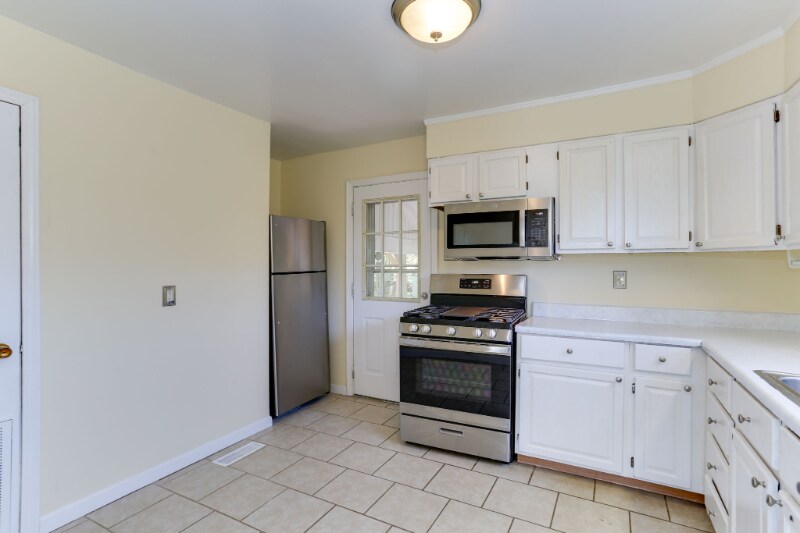 Building Photo - 1516 Denton Dr