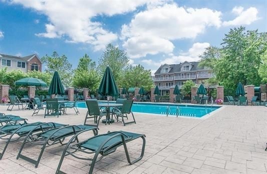 Building Photo - 40 Lydia Dr