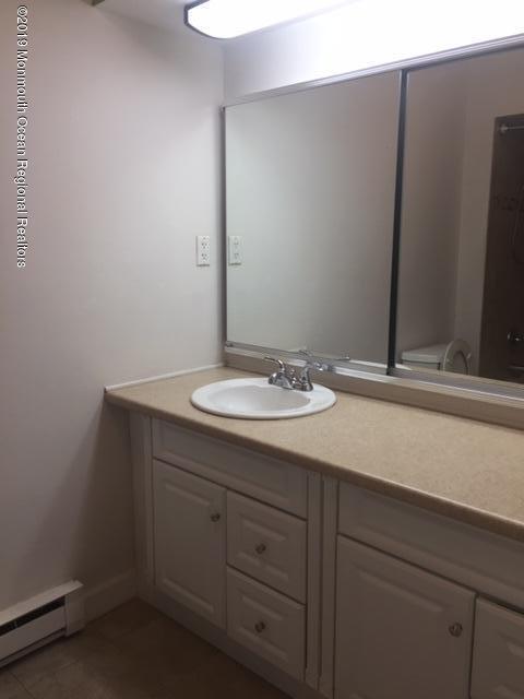 Building Photo - 171 Amberly Dr