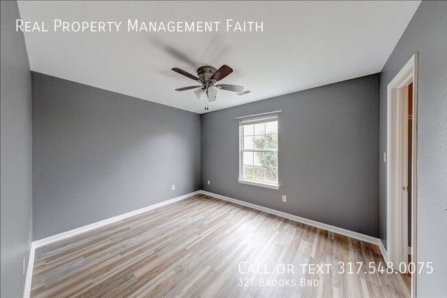 Building Photo - 327 Brooks Bend