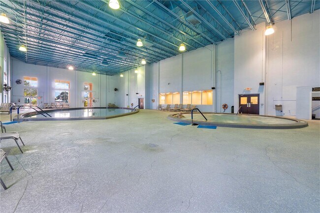 Building Photo - 9599 Weldon Cir