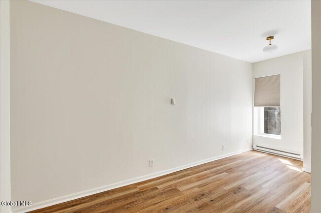 Building Photo - 149 Jay St