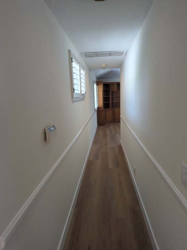Building Photo - Beautiful and Spacious 4 Bed, 3 Bath Home ...