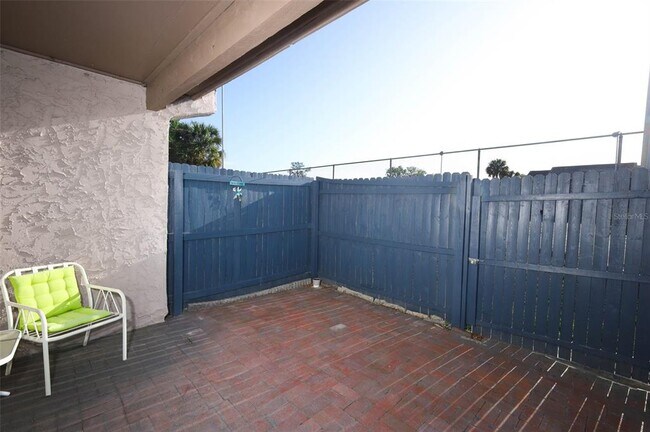 Building Photo - 4029 Henley Rd