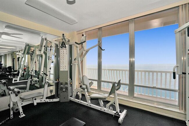 Building Photo - 4020 Galt Ocean Dr