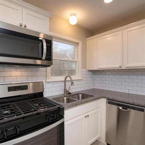 Building Photo - 2617 Fieldale Dr