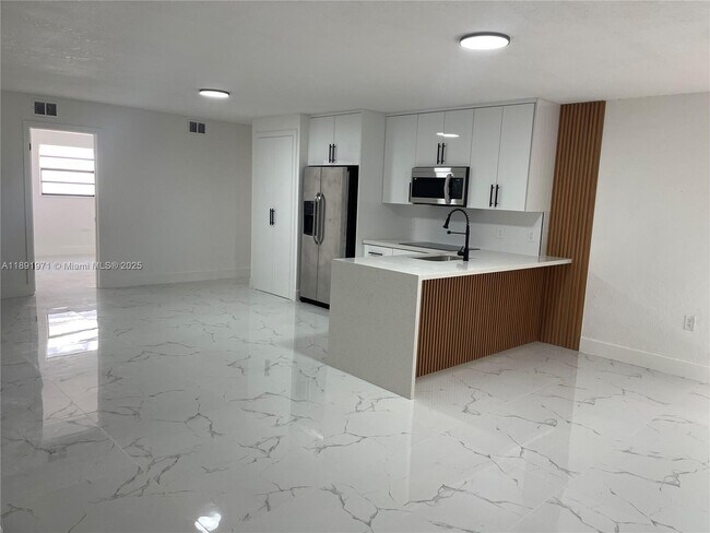 Building Photo - 20426 SW 85th Ave