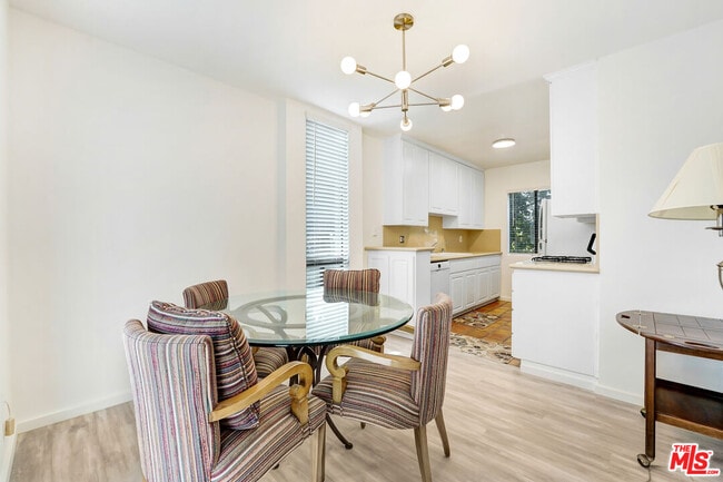 Building Photo - 16169 Sunset Blvd