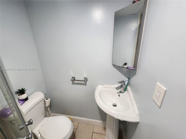 Building Photo - 9420 W Flagler St